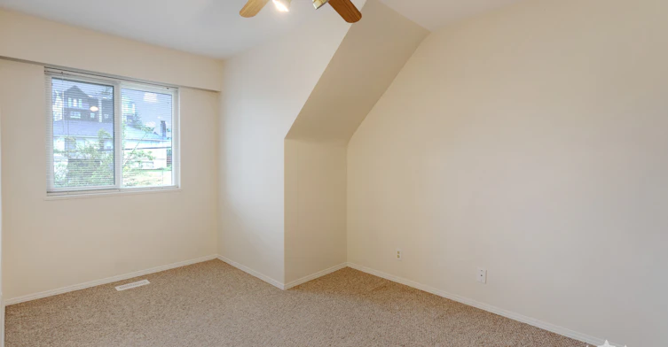 Duplex-1060 Fell Avenue, Burnaby, BC, V5B 3Y6 - 16