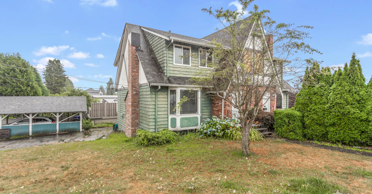 Duplex-1060 Fell Avenue, Burnaby, BC, V5B 3Y6