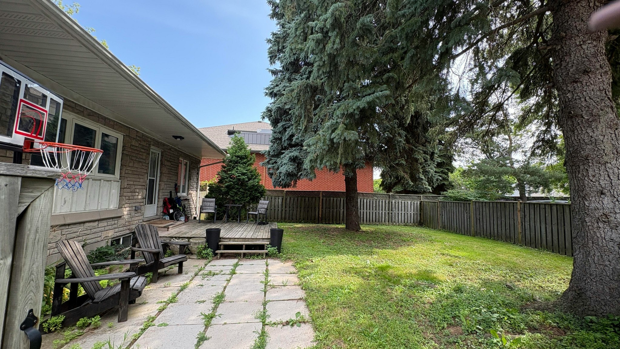 2-110 Wilson Street West, Hamilton, ON, L9G 1N3
