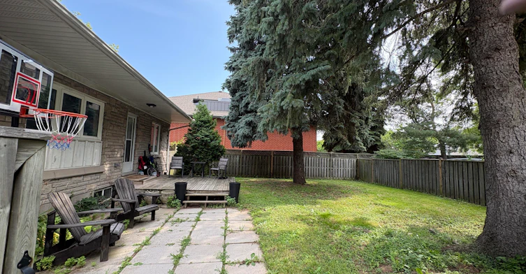 2-110 Wilson Street West, Hamilton, ON, L9G 1N3