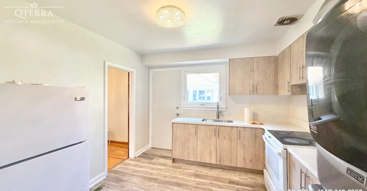 1-3 Bondhead Place, Toronto, ON, M9V 2L9 - 4