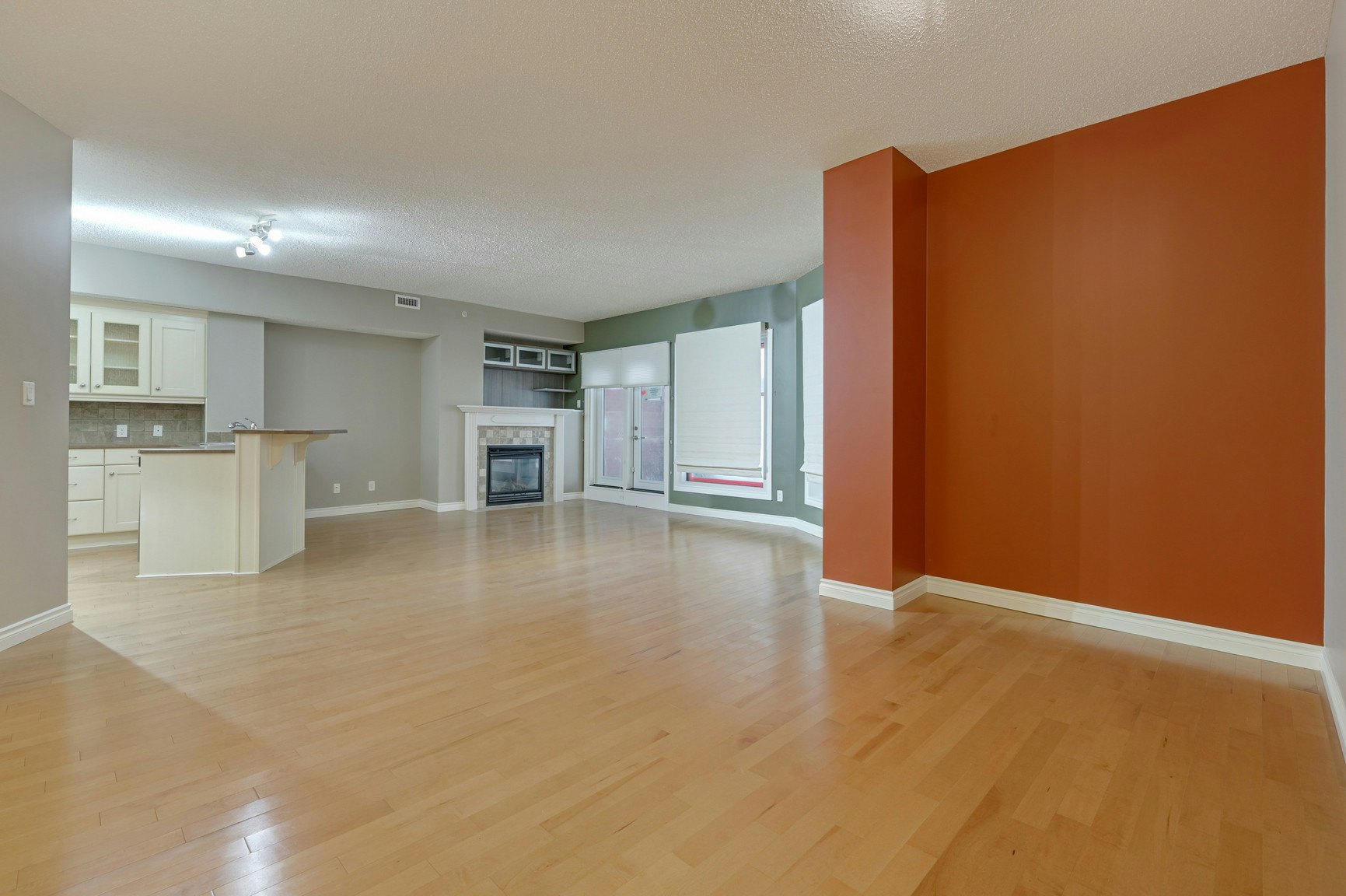 305-10108 125 Street Northwest, Edmonton, AB, T5N 4B6 - 27
