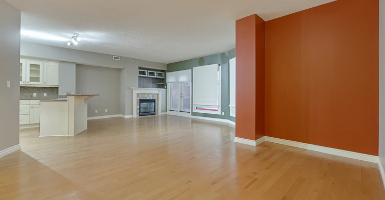 305-10108 125 Street Northwest, Edmonton, AB, T5N 4B6 - 27