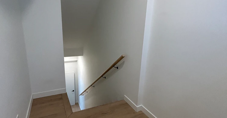 2202R-2202 49 Avenue Southwest, Calgary, AB, T2T 2V7 - 4