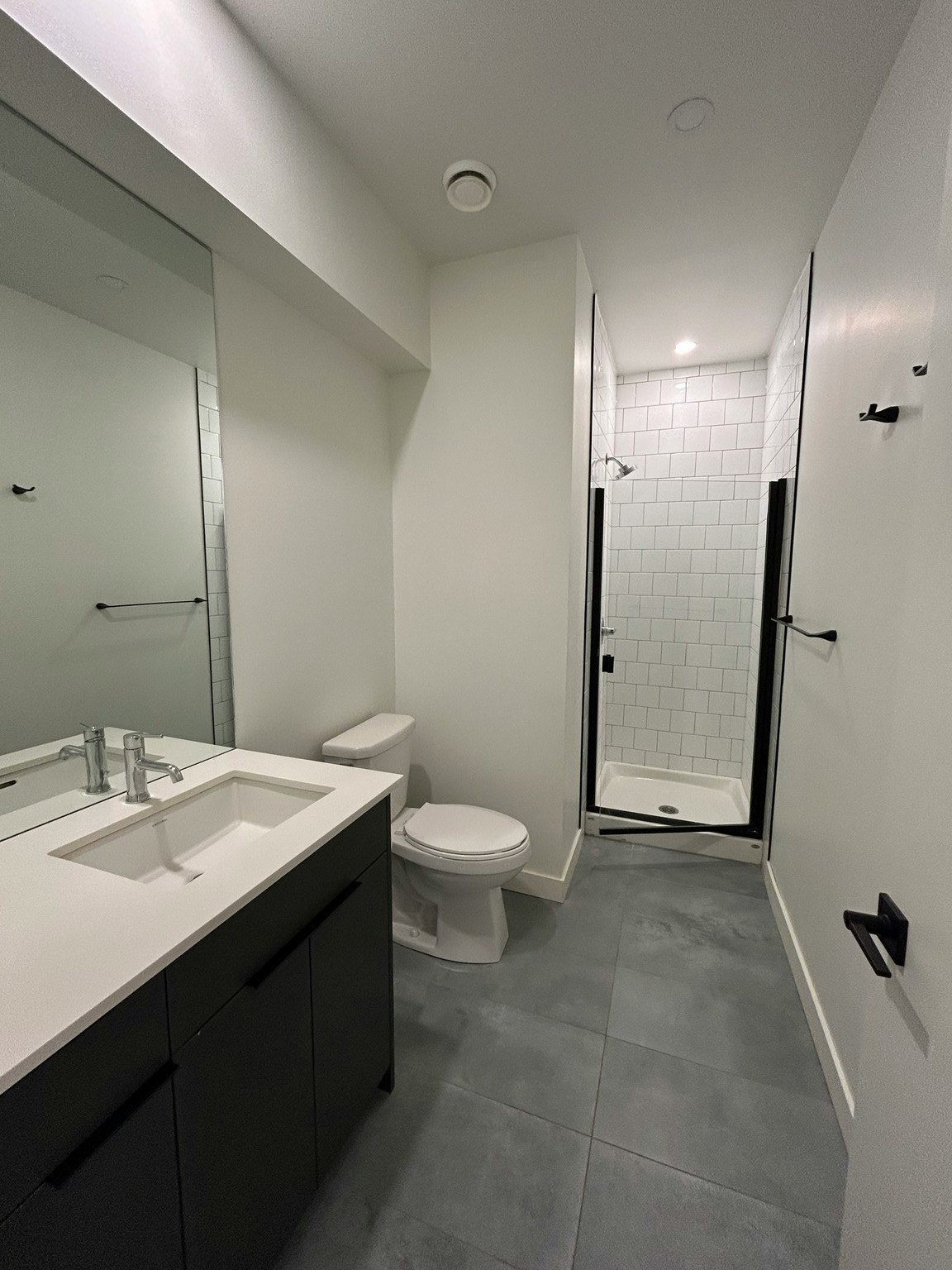 2202R-2202 49 Avenue Southwest, Calgary, AB, T2T 2V7 - 5