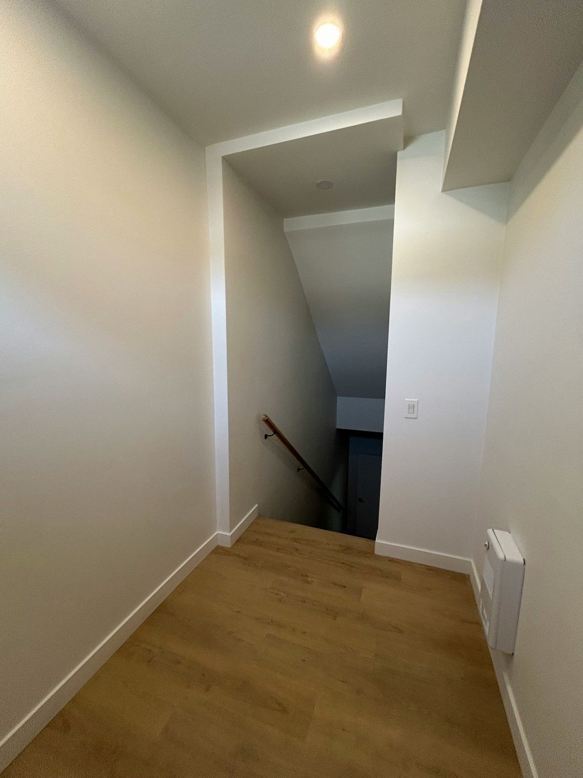 4929R-2202 49 Avenue Southwest, Calgary, AB, T2T 2V7 - 2