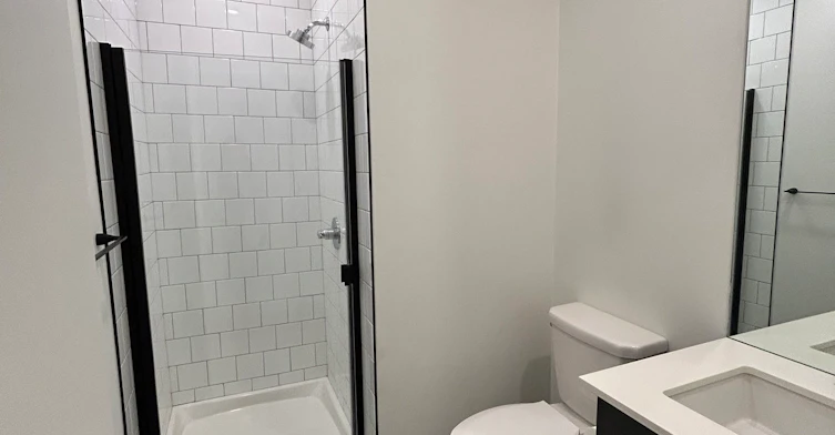 4929R-2202 49 Avenue Southwest, Calgary, AB, T2T 2V7 - 5