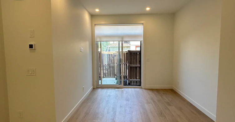 2206-2202 49 Avenue Southwest, Calgary, AB, T2T 2V7 - 5