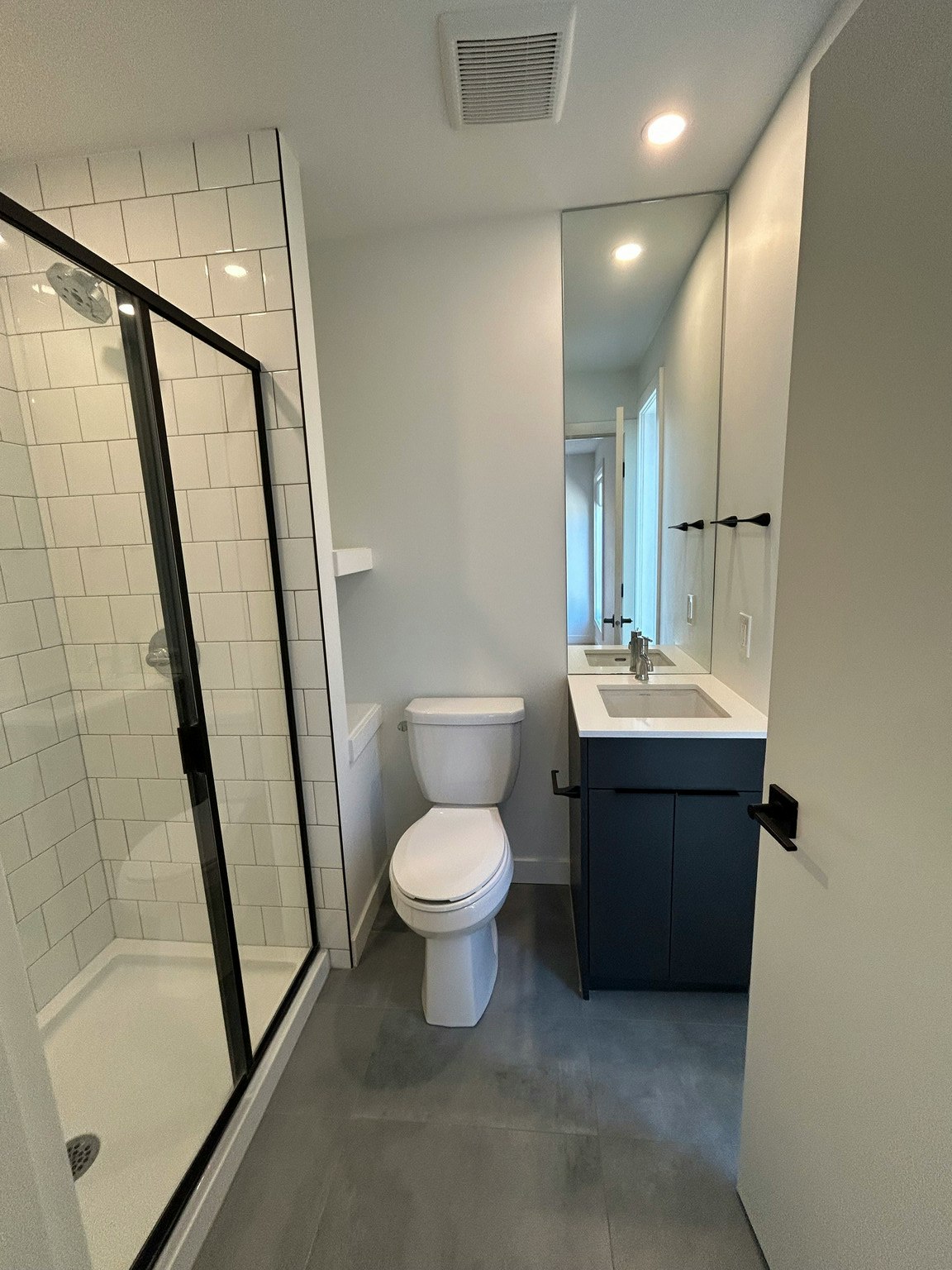 2206-2202 49 Avenue Southwest, Calgary, AB, T2T 2V7 - 9