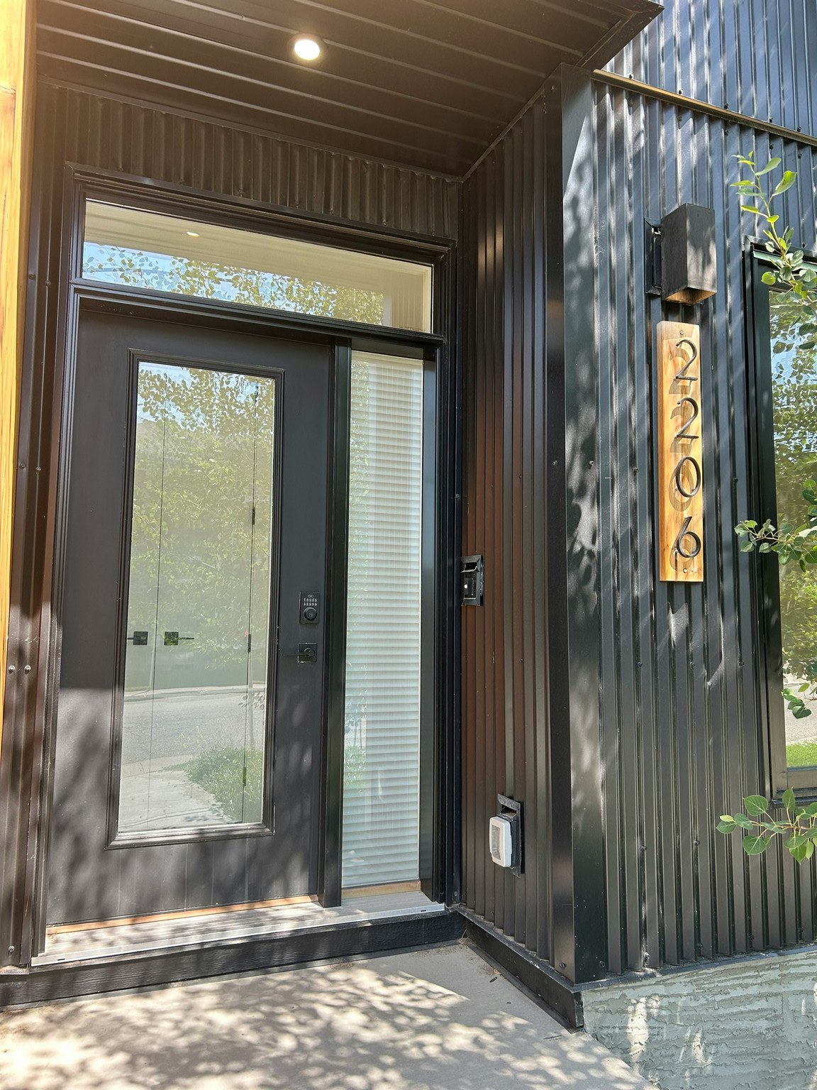 2206-2202 49 Avenue Southwest, Calgary, AB, T2T 2V7