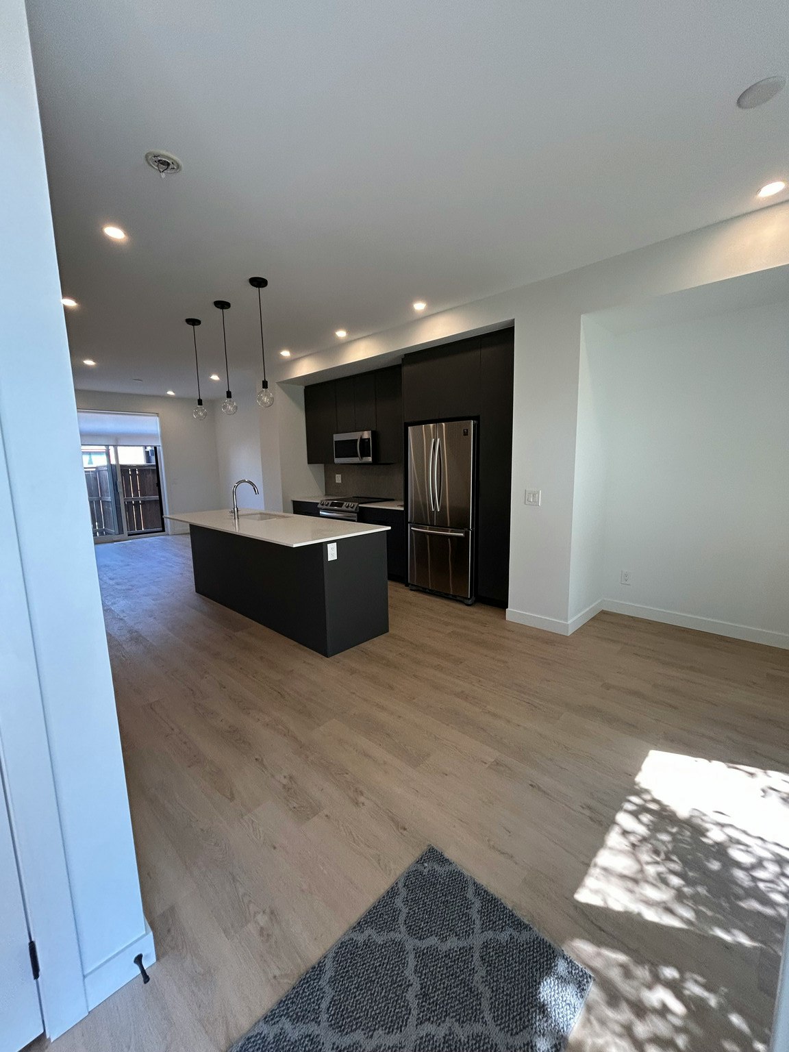 2206-2202 49 Avenue Southwest, Calgary, AB, T2T 2V7 - 2