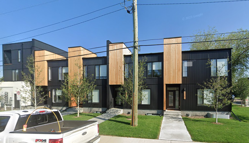 2204R-2202 49 Avenue Southwest, Calgary, AB, T2T 2V7