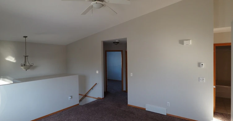 5629 56 Street, Red Deer, AB, T4N 2K4 - 3