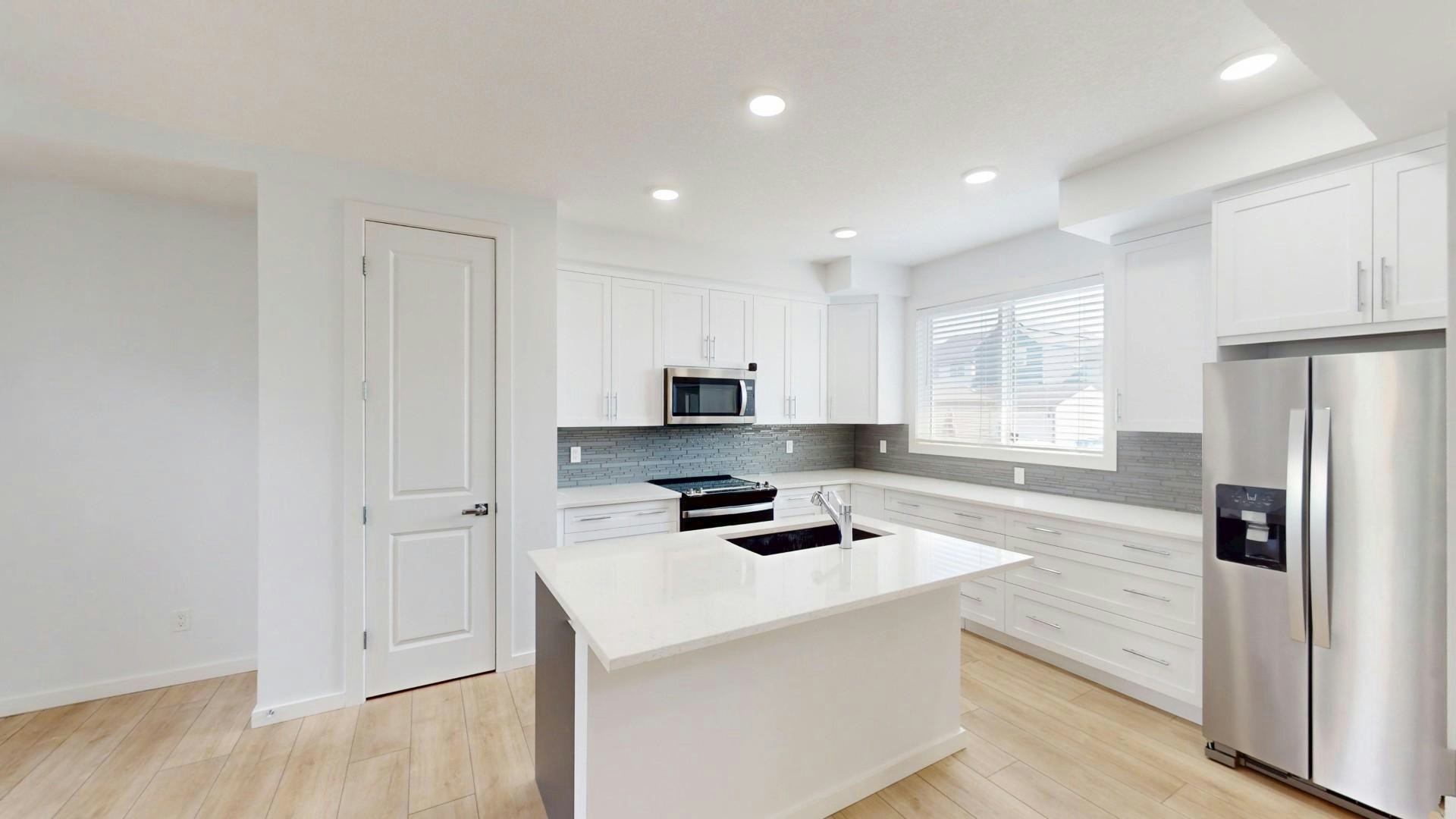 42A Heirloom Manor Se, Calgary, AB, T3S 0H2 - 4