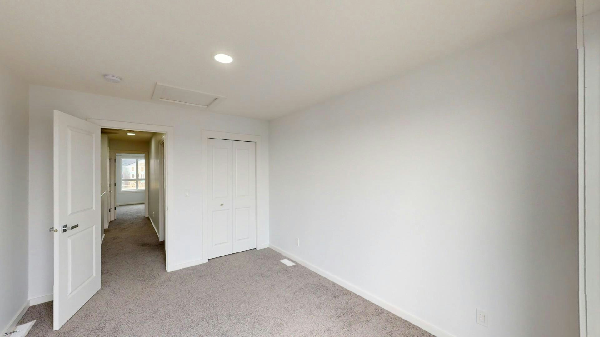 42A Heirloom Manor Se, Calgary, AB, T3S 0H2 - 7