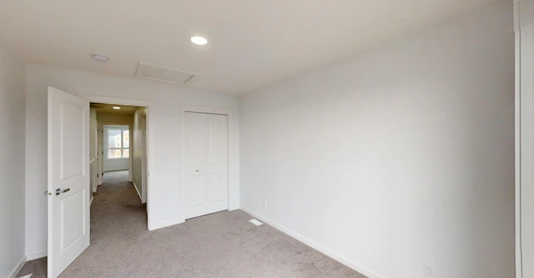42A Heirloom Manor Se, Calgary, AB, T3S 0H2 - 7
