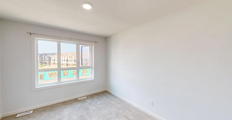 42A Heirloom Manor Se, Calgary, AB, T3S 0H2 - 13