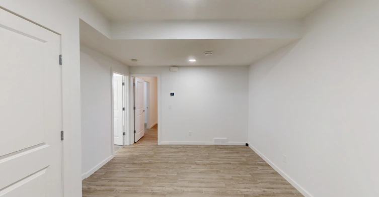 42B Heirloom Manor SE, Calgary, AB, T3S 0H2 - 4