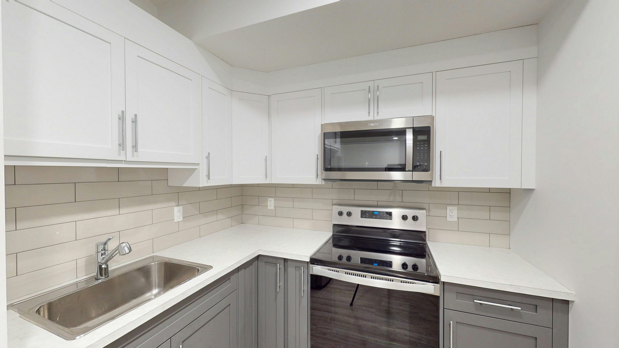 42B Heirloom Manor SE, Calgary, AB, T3S 0H2