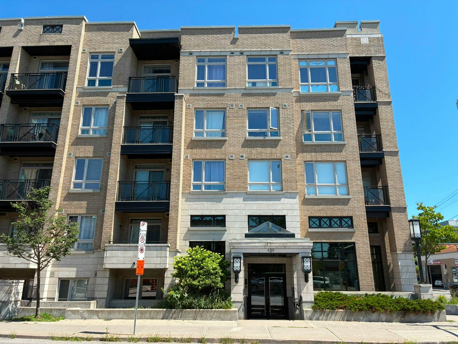 506-429 Kent Street, Ottawa, ON, K2P 1B5