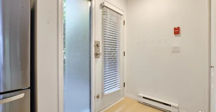2621 Quebec Street, Vancouver, BC, V5T 3A6 - 16