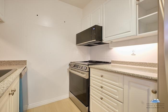 2621 Quebec Street, Vancouver, BC, V5T 3A6 - 9