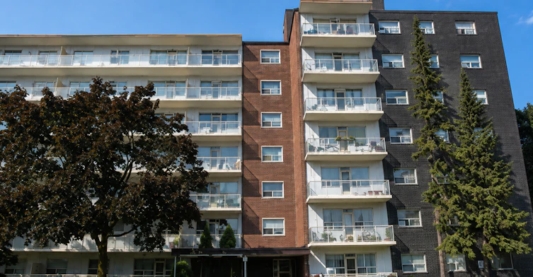 18 The Donway East, Toronto, ON, M3C 1X9