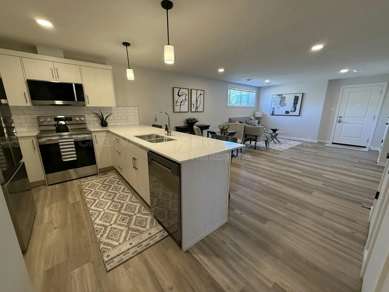 B2-916-936 40 Avenue North, Lethbridge, AB, T1H 7G9 - 8