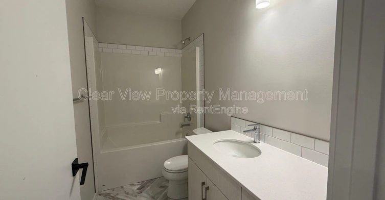 4-920-936 40 Avenue North, Lethbridge, AB, T1H 7G9 - 11