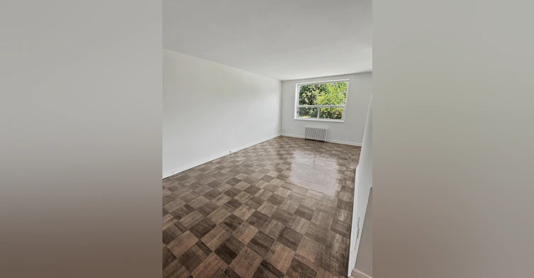 18 Tinder Crescent, Toronto, ON, M4A 1L4 - 10