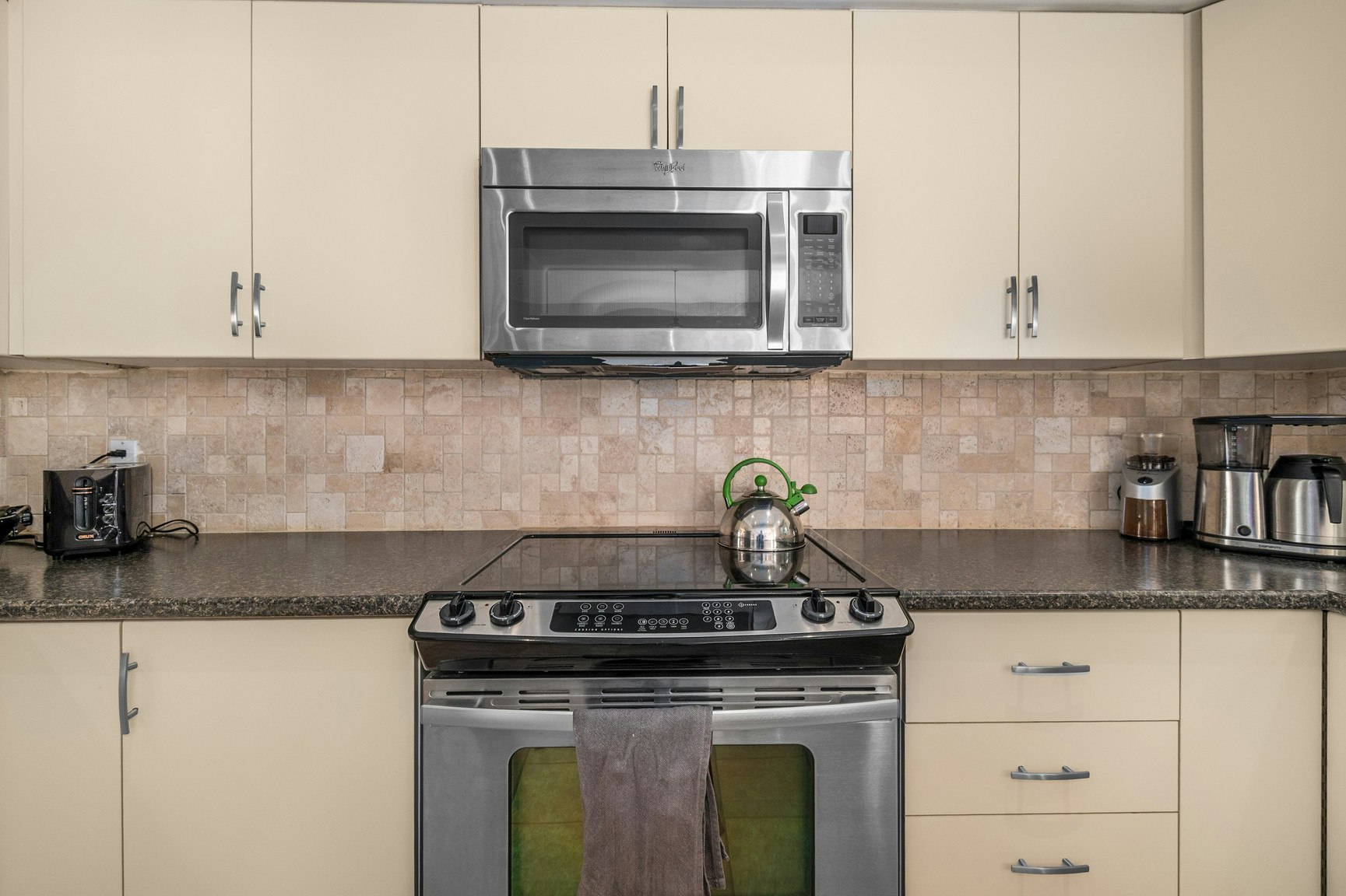 6550 Richer Drive, Ottawa, ON, K1C 3G4 - 7