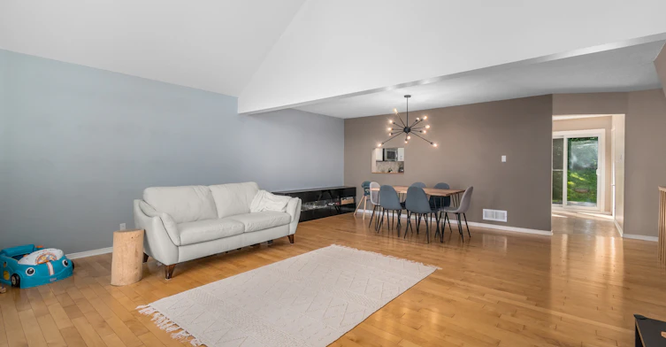 6550 Richer Drive, Ottawa, ON, K1C 3G4 - 5
