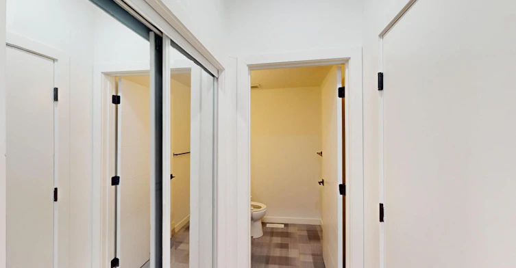130 Hawks Ridge Boulevard NW, Edmonton, AB, T5S 0T2 - 5