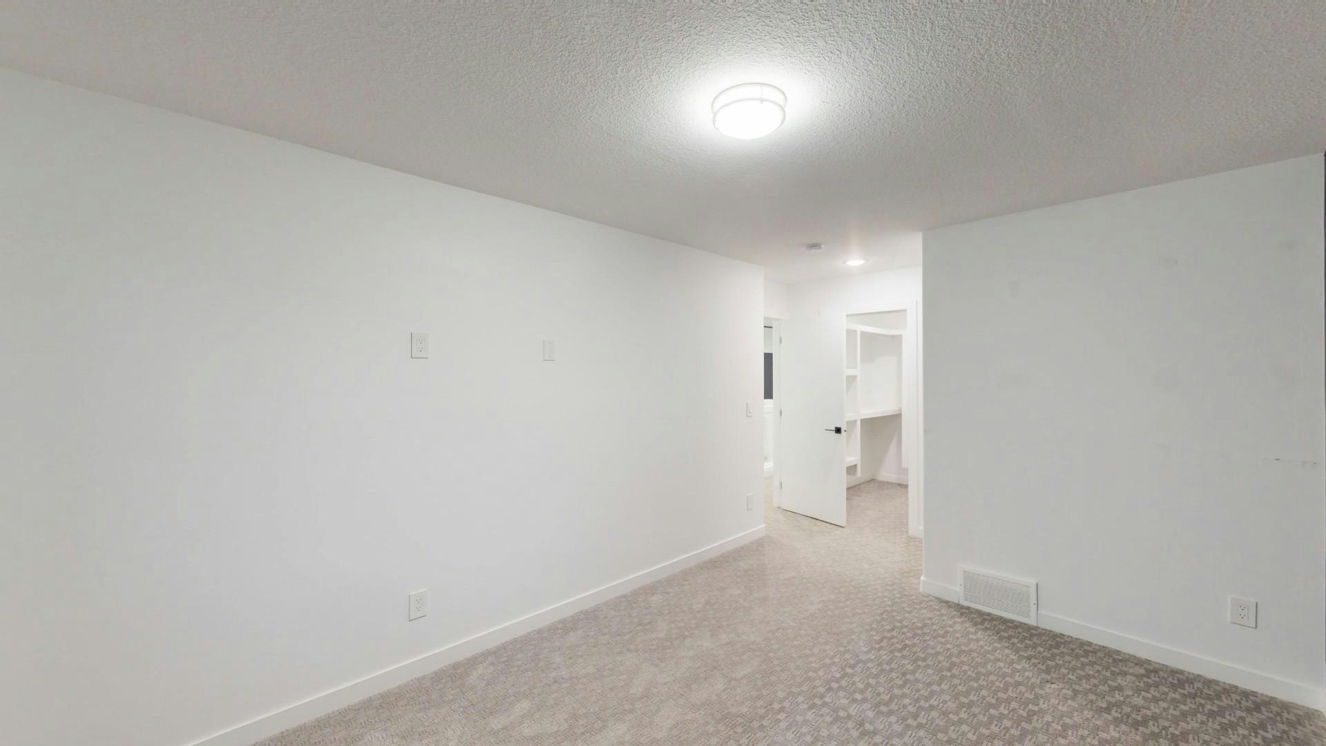 130 Hawks Ridge Boulevard NW, Edmonton, AB, T5S 0T2 - 13