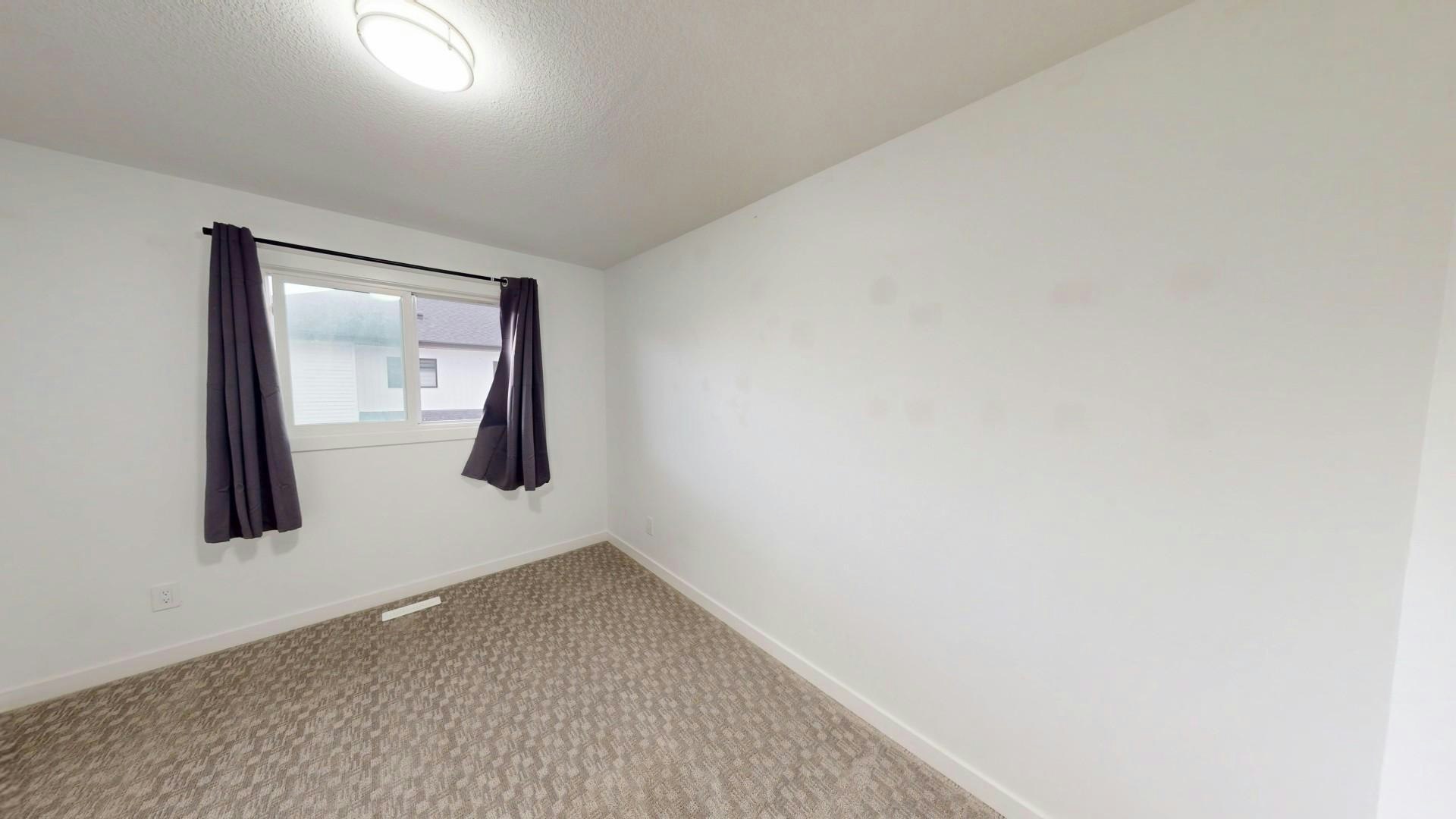 130 Hawks Ridge Boulevard NW, Edmonton, AB, T5S 0T2 - 11
