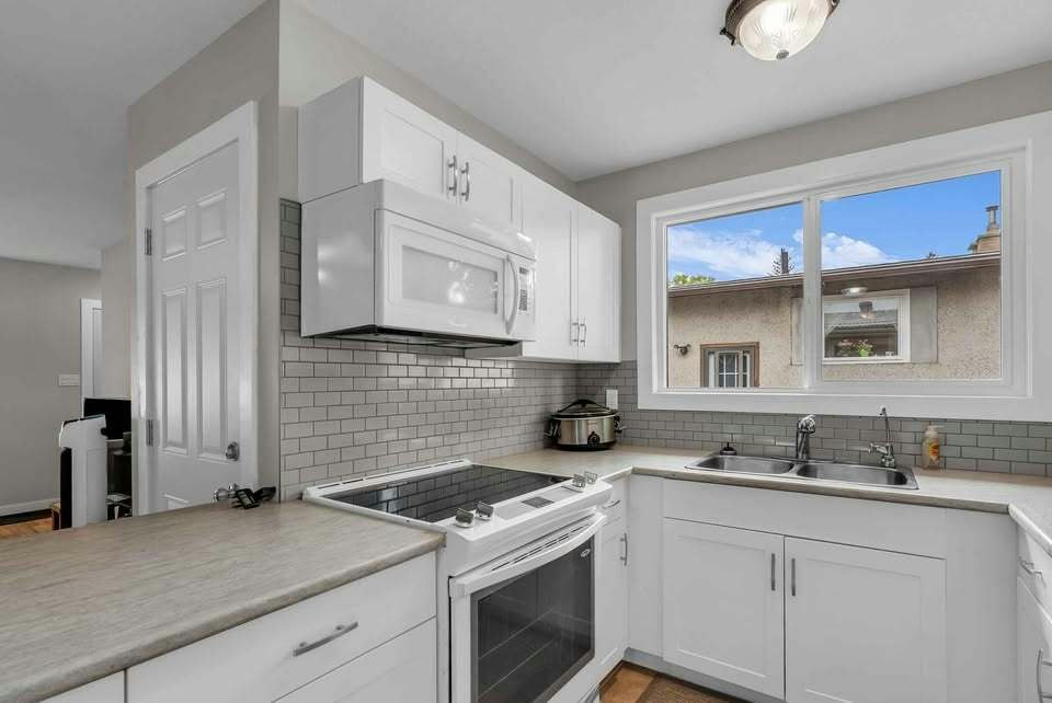 3224 Mcgill Street, Saskatoon, SK, S7H 3P3 - 8