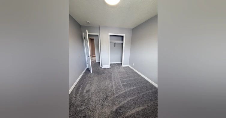 242 Carleton Drive, Saskatoon, SK, S7H 4C1 - 2