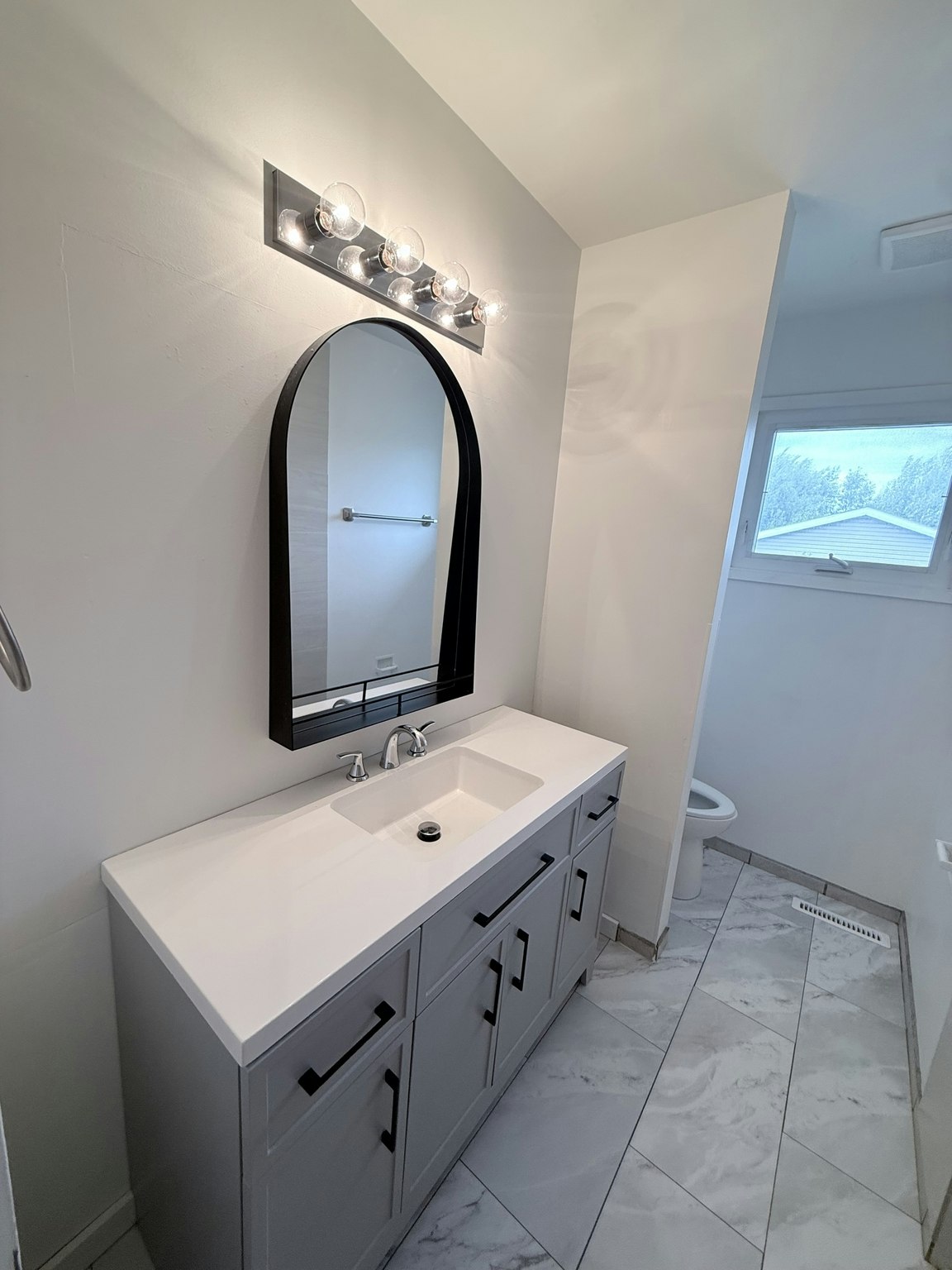 242 Carleton Drive, Saskatoon, SK, S7H 4C1 - 8