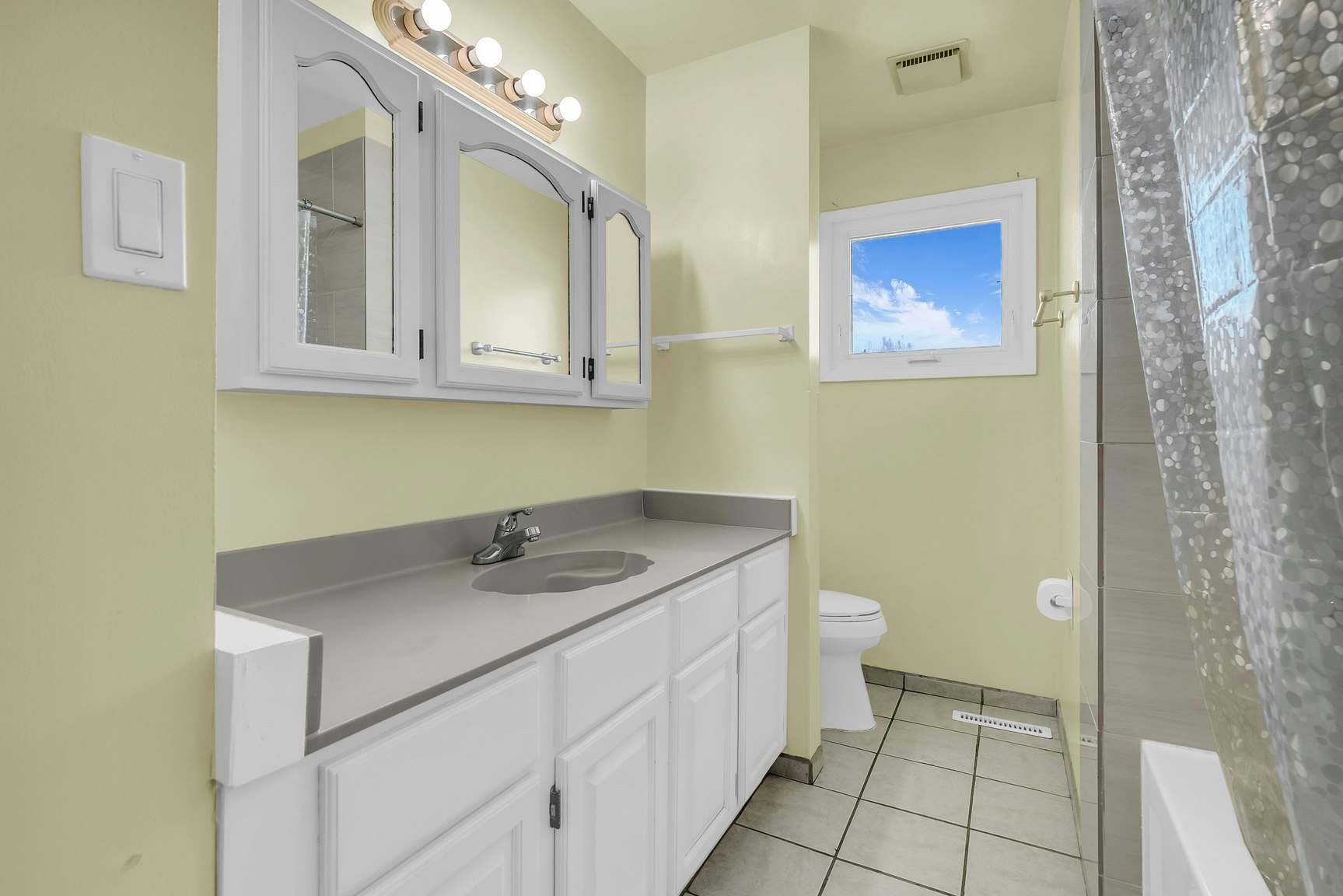 242 Carleton Drive, Saskatoon, SK, S7H 4C1 - 10