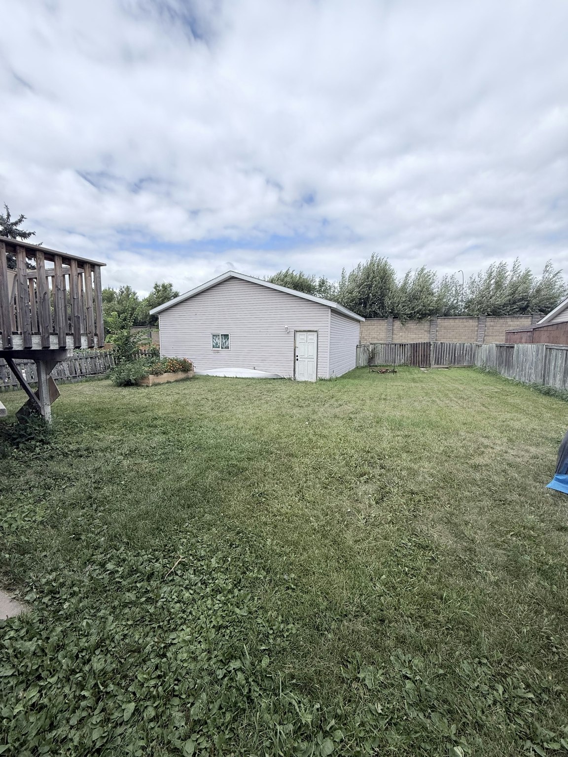 242 Carleton Drive, Saskatoon, SK, S7H 4C1 - 9