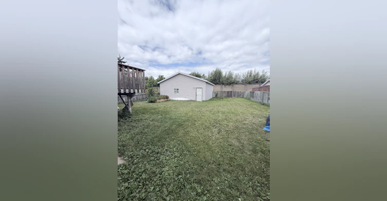 242 Carleton Drive, Saskatoon, SK, S7H 4C1 - 9