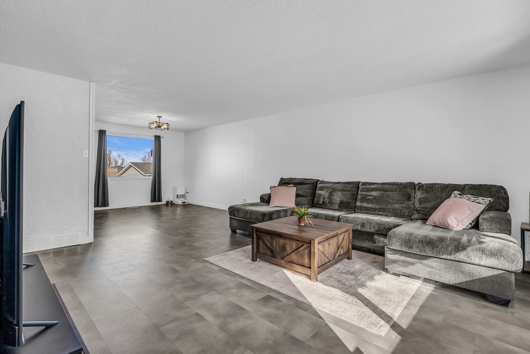 242 Carleton Drive, Saskatoon, SK, S7H 4C1 - 8