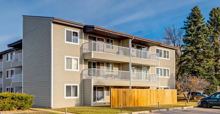 B104-20 Berkeley Place W, Lethbridge, AB, T1K 4W1 - 13