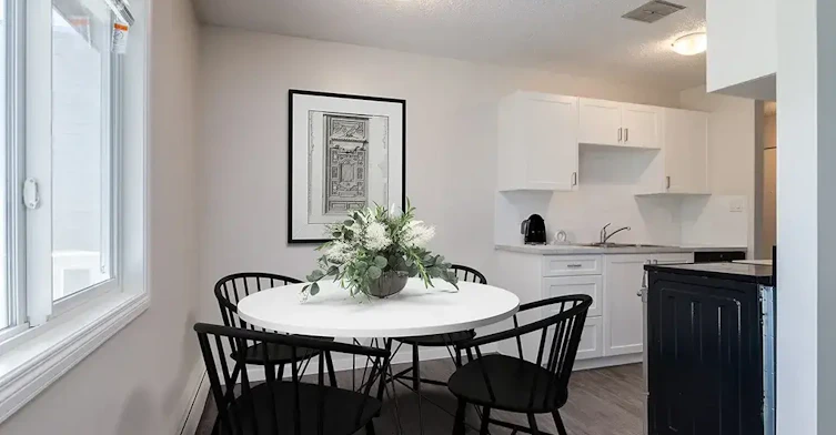 A301-20 Berkeley Place W, Lethbridge, AB, T1K 4W1 - 4