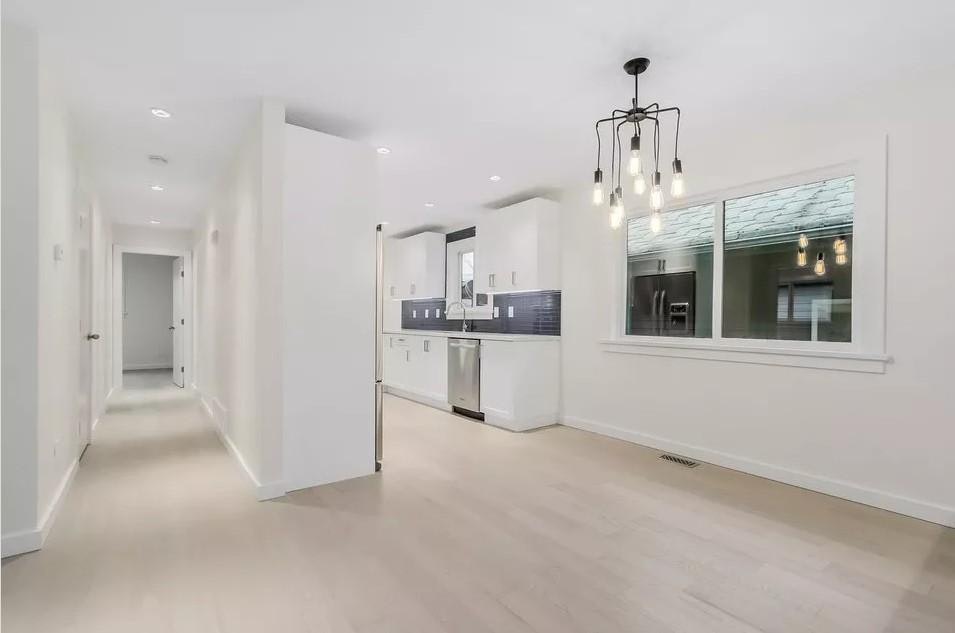 UPPER-2680 Trinity Street, Vancouver, BC, V5K 1E4 - 8