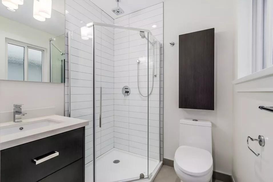 UPPER-2680 Trinity Street, Vancouver, BC, V5K 1E4 - 16