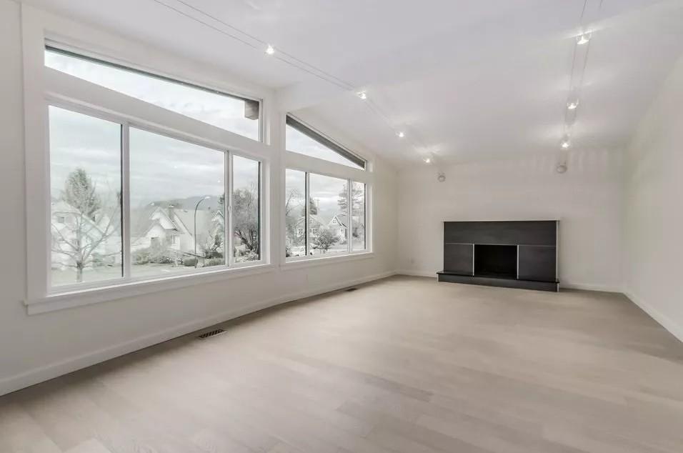 UPPER-2680 Trinity Street, Vancouver, BC, V5K 1E4 - 4