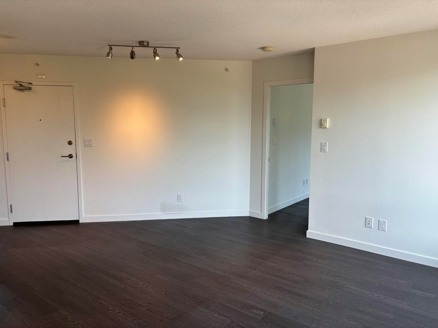 606-5470 Ormidale Street, Vancouver, BC, V5R 0G6 - 3