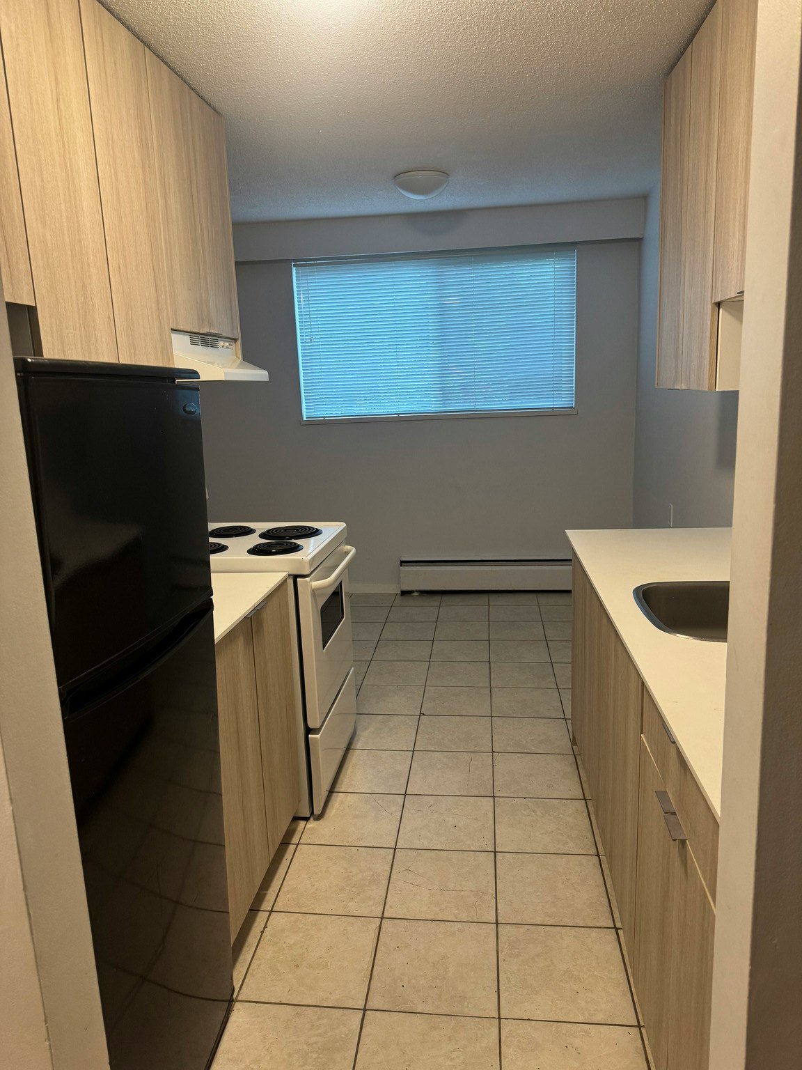 404 East 8th Avenue, Vancouver, BC, V5T 1S5 - 2