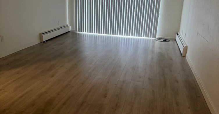 404 East 8th Avenue, Vancouver, BC, V5T 1S5